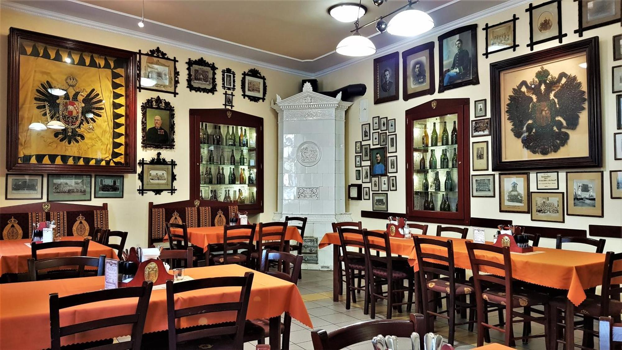 Hotel Cisar Ferdinand Loket Zewnętrze zdjęcie