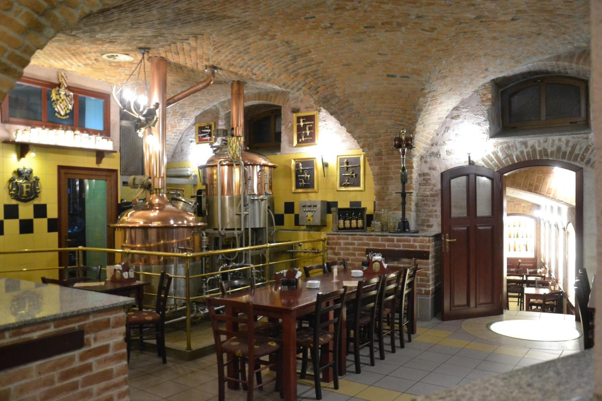 Hotel Cisar Ferdinand Loket Zewnętrze zdjęcie