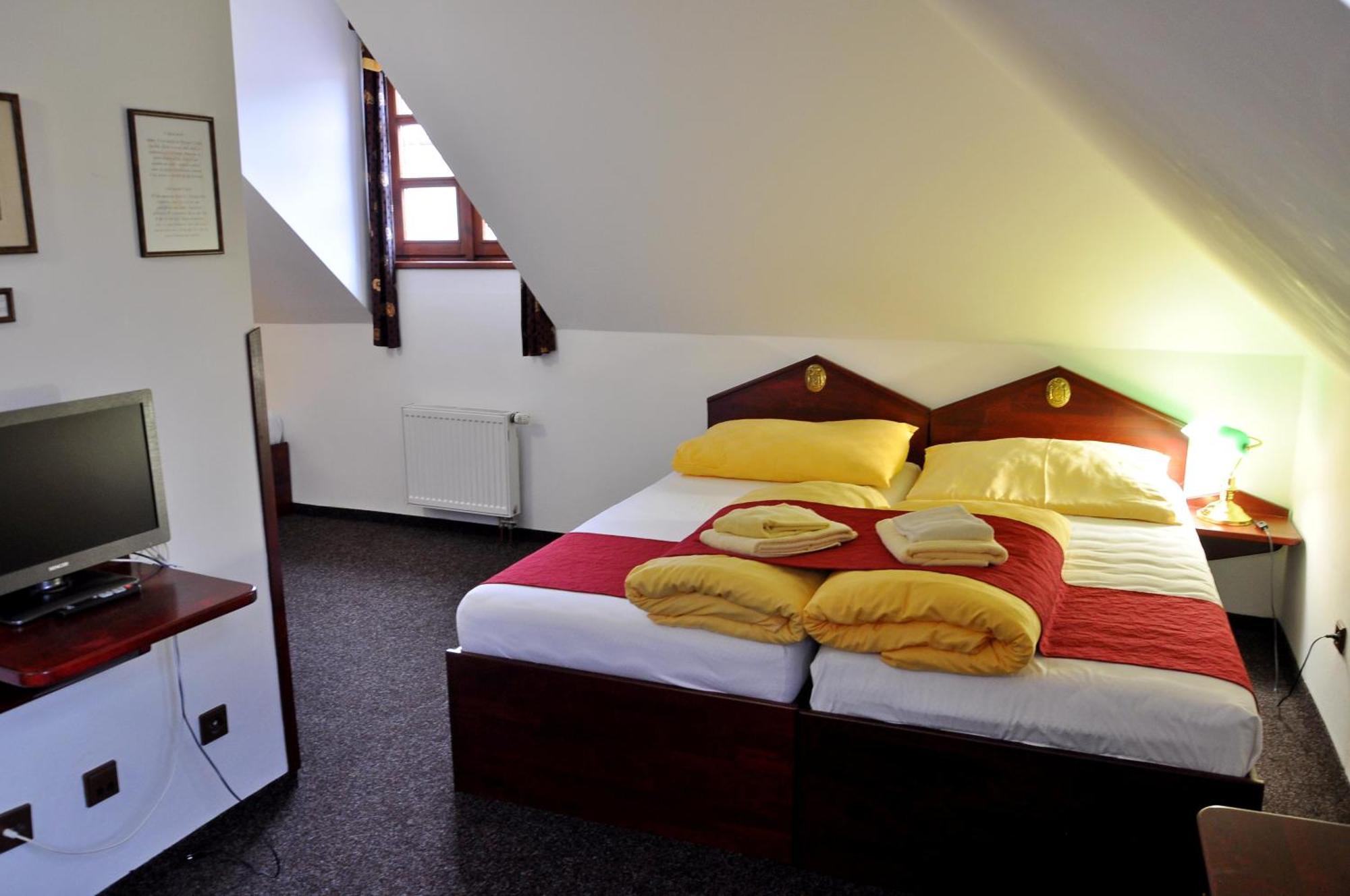 Hotel Cisar Ferdinand Loket Pokój zdjęcie