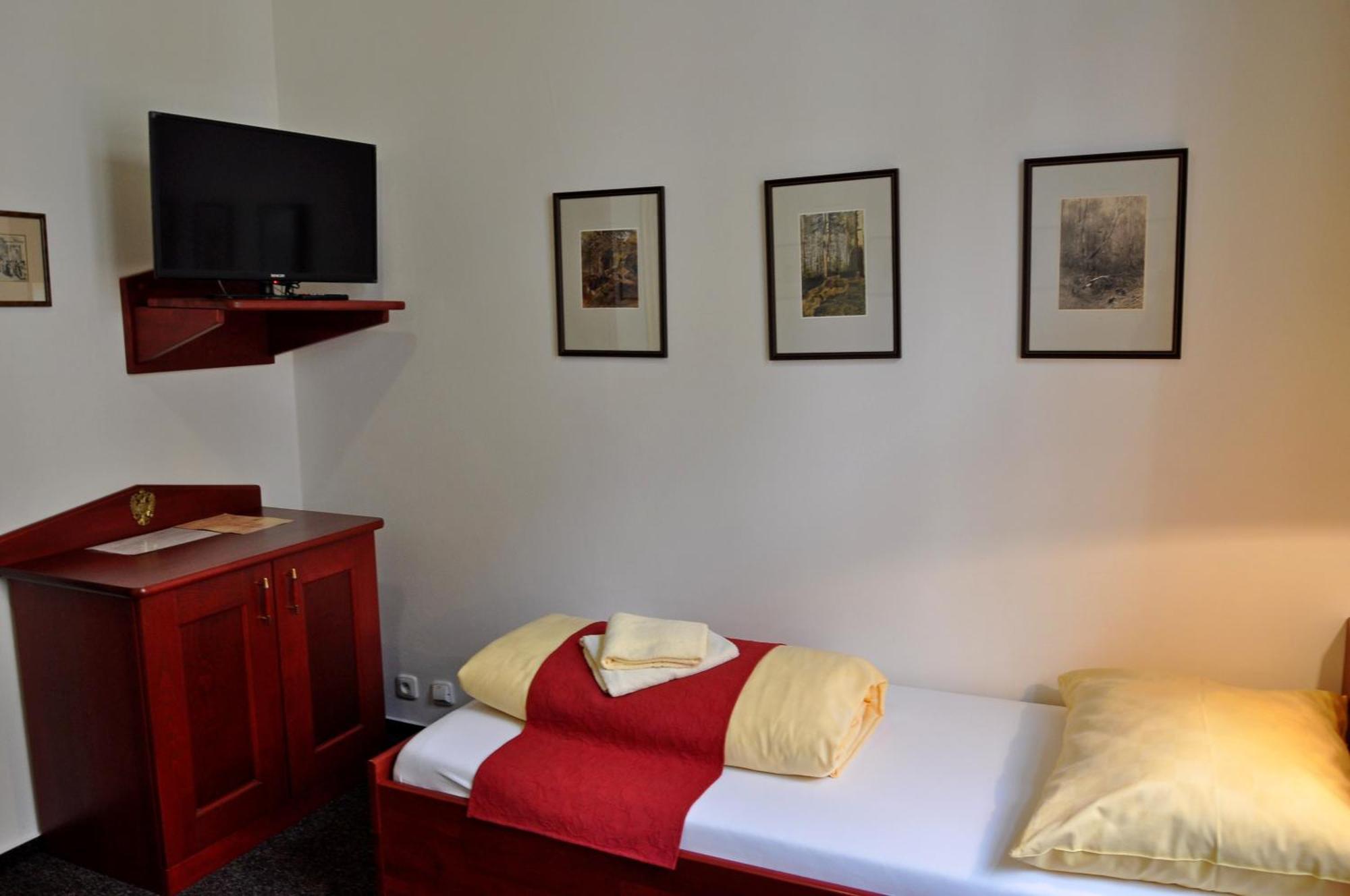Hotel Cisar Ferdinand Loket Pokój zdjęcie