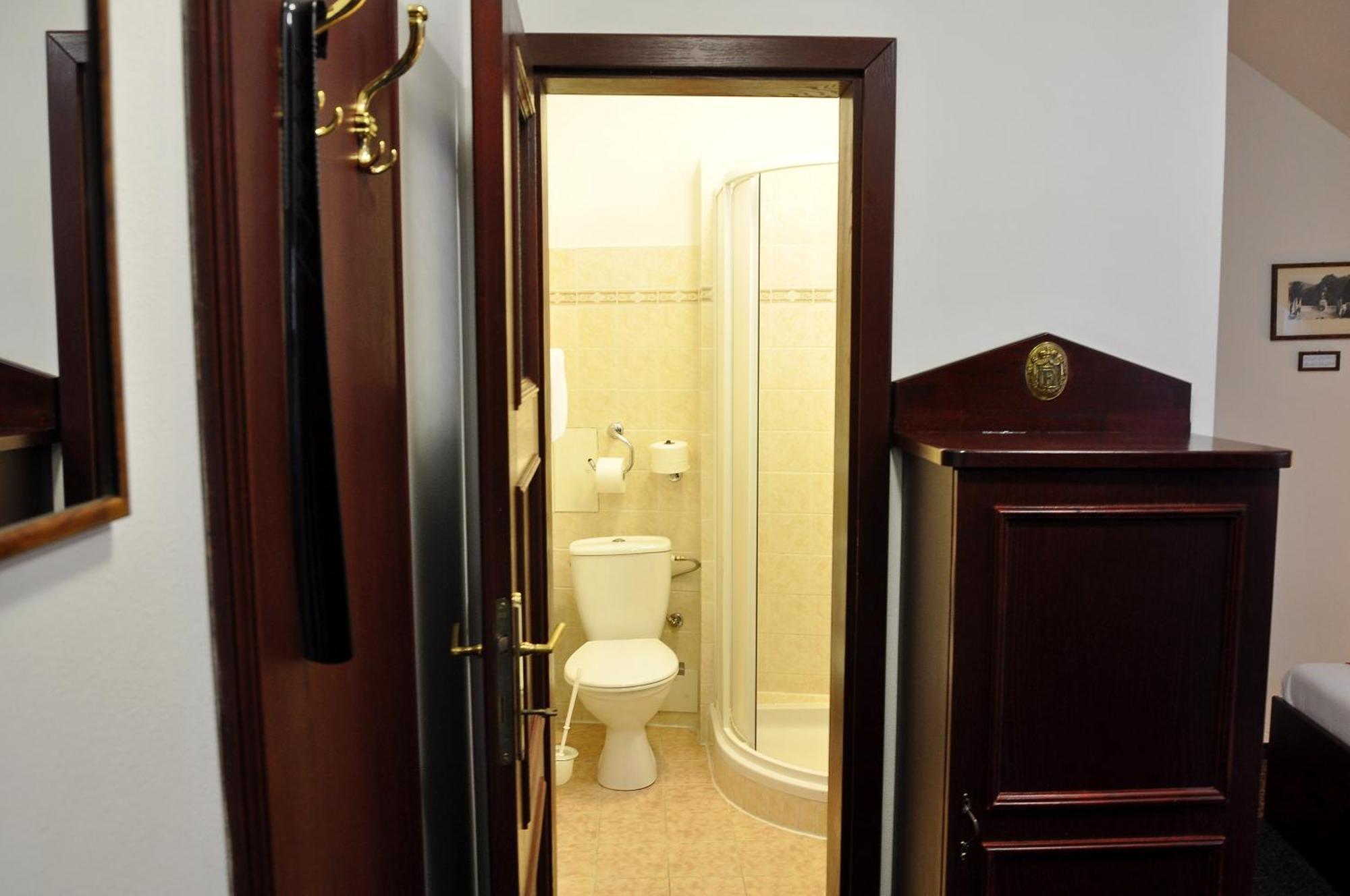 Hotel Cisar Ferdinand Loket Pokój zdjęcie